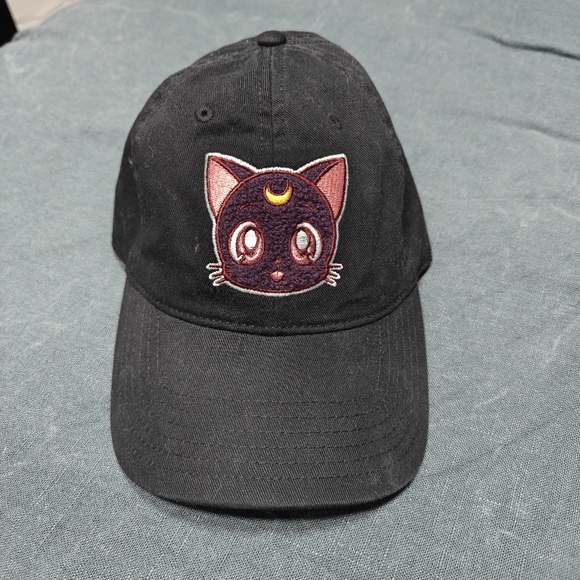 Boxlunch Sailor Moon Luna Hat - Picture 1 of 2